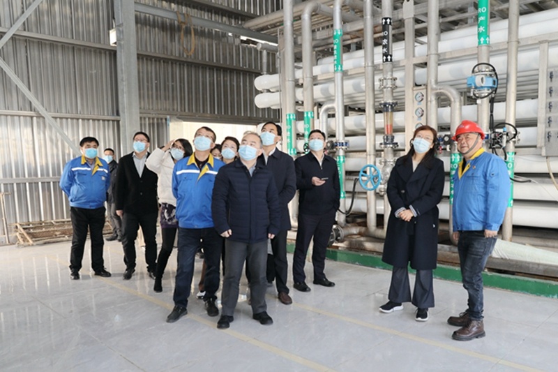 2022年12月15日，時(shí)任浙江省發(fā)展改革委黨組成員、副主任吳紅梅蒞臨景興紙業(yè)調(diào)研企業(yè)用能、節(jié)能工作