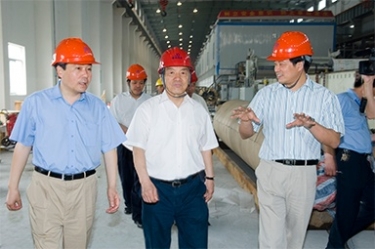 2007年5月25日，時任全國政協(xié)常委、經濟委員會副主任、中國包裝聯(lián)合會會長石萬鵬一行來公司視察