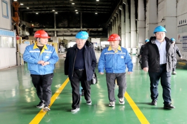 2024年 1月30日，浙江省經(jīng)信廳機(jī)關(guān)黨委二級(jí)巡視員孫自強(qiáng)蒞臨景興紙業(yè)開展歲末年初安全生產(chǎn)督導(dǎo)